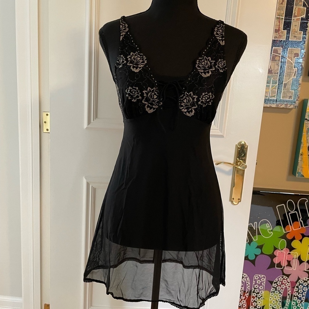 Lingerie 2 piece Chemise and Panties
